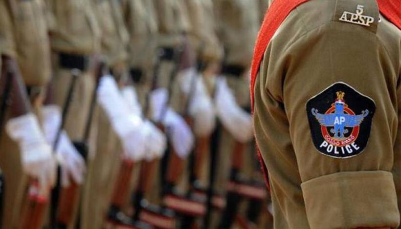 Andhra Pradesh News : సీఎం క్యాంప్ ఆఫీసు ముట్ట‌డికి యూటీఎఫ్ పిలుపు.. భ‌గ్నం చేసేందుకు పోలీసుల బందోబ‌స్తు