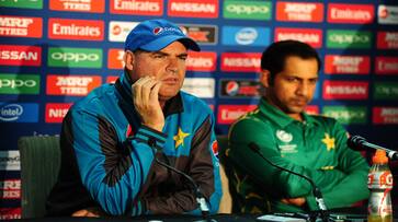 Pakistan's 'pressure' problem: Coach Mickey Arthur seeks sports psychologist's help