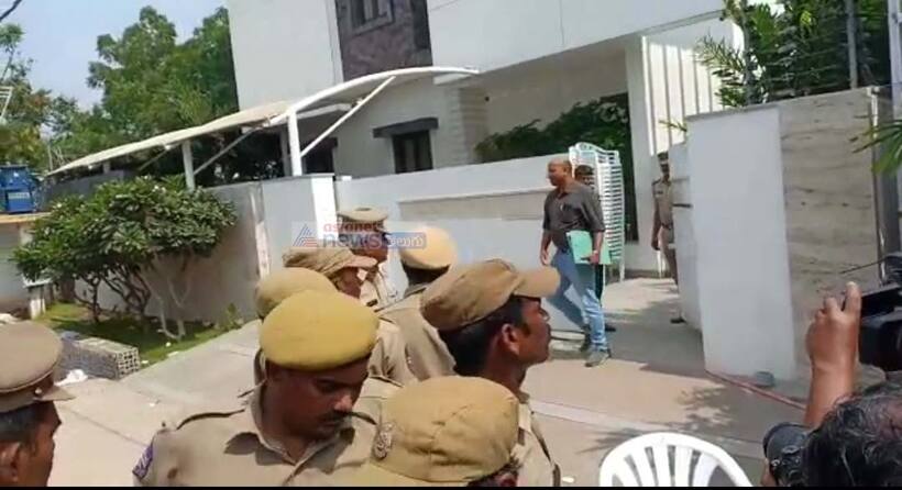 ఎర్రవల్లి రచ్చబండ ఎఫెక్ట్... TPCC Chief Revanth Reddy ఇంటికి భారీగా పోలీసులు, ఉద్రిక్తత