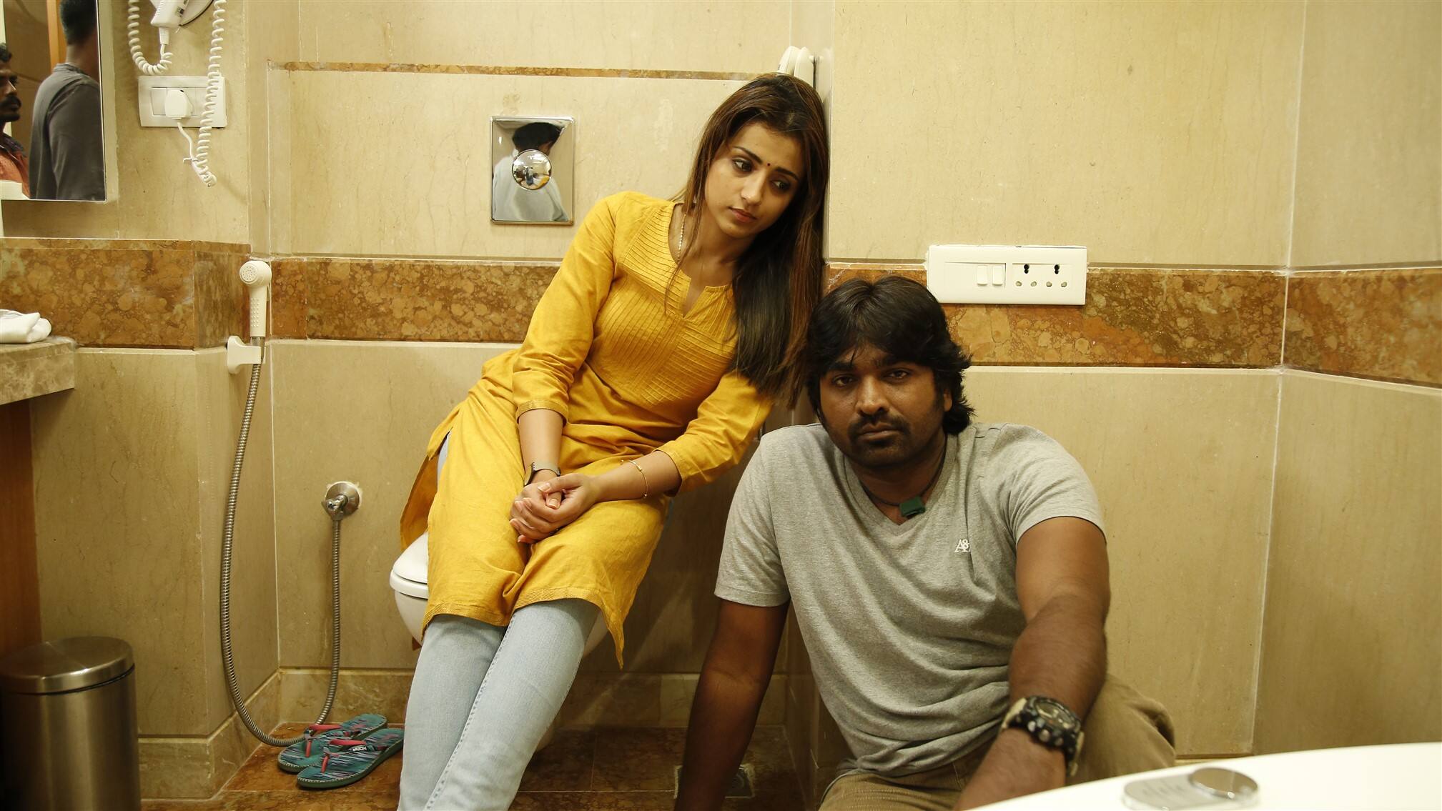 Vijay Sethupathy helps Trisha in crucial time