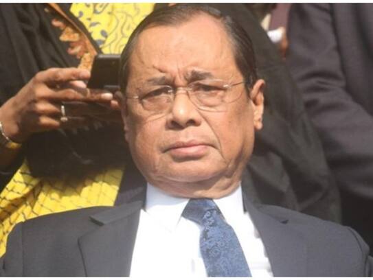 CJI Ranjan Gogoi dismissed two asst registrars if supreme court