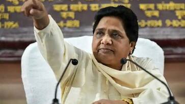 Mayawati threatens to congress