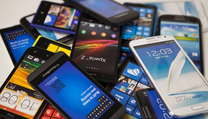 Buy a smartphone this Diwali, and save big