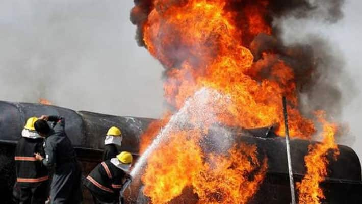 Oil Tanker Road Accident...60 Killed, 100 Burnt