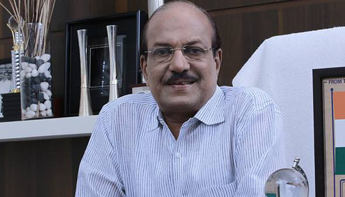 PK Kunhalikkutty about covid vaccination journalists priority