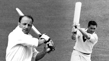 After 70 years, Neil Harvey takes blame for Don Bradman not averaging 100