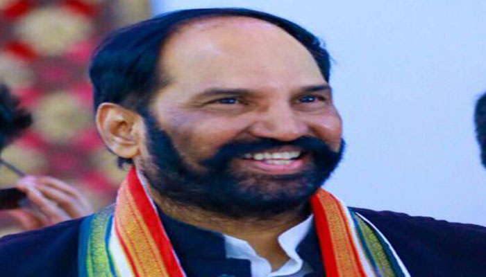 Uttam kumar reddy and his wife padmavati likely to leave congress Party reports ksm sir