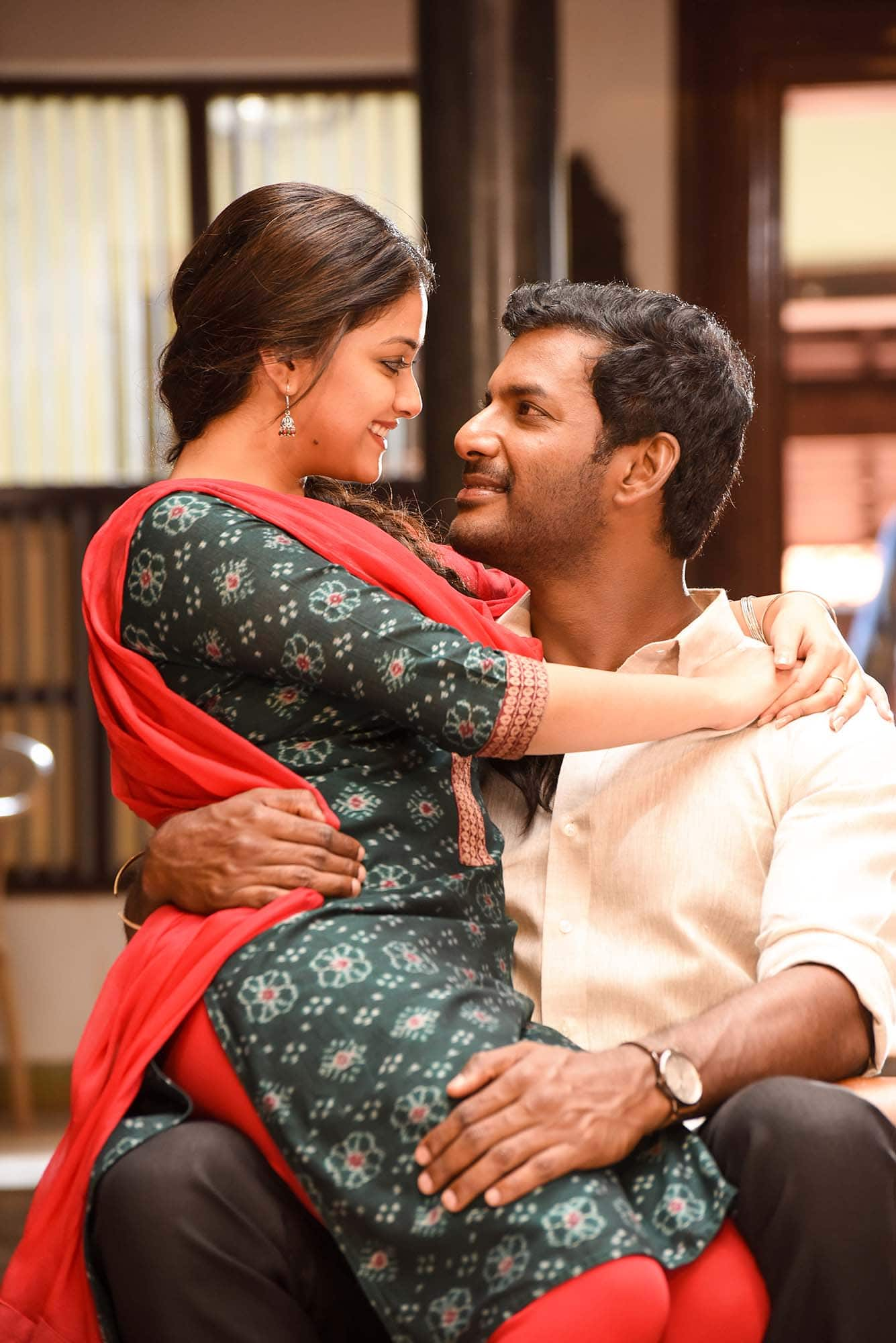 Sandakozhi 2 movie review...Vishal and Keerthy Suresh