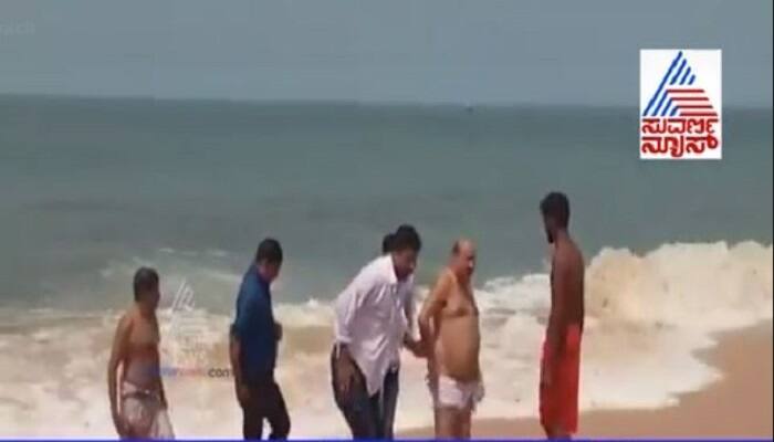 Video Byndoor MLA  falls at beach