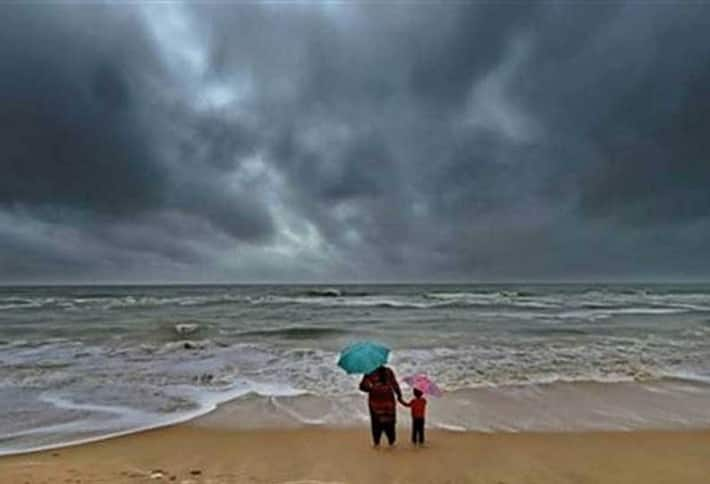 Cyclone Titli live updates: IMD issues red alert in Odisha