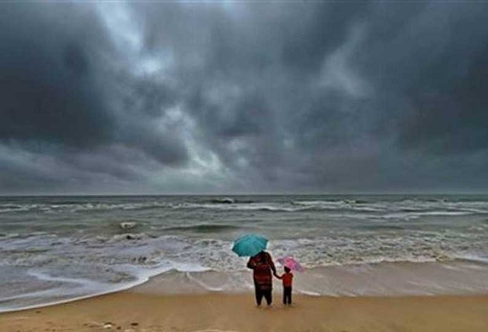 Cyclone Titli live updates: IMD issues red alert in Odisha