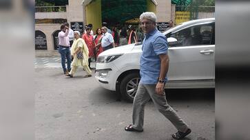 kejriwal delhi government kailash gahlot income tax department raid