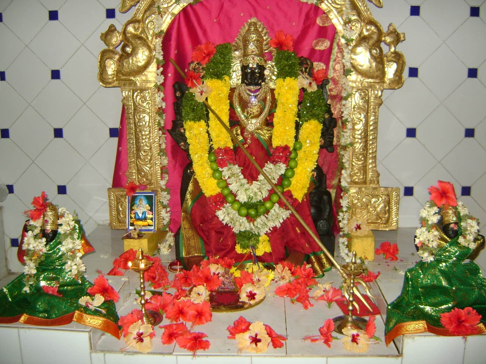 First day of Devi nava ratrulu