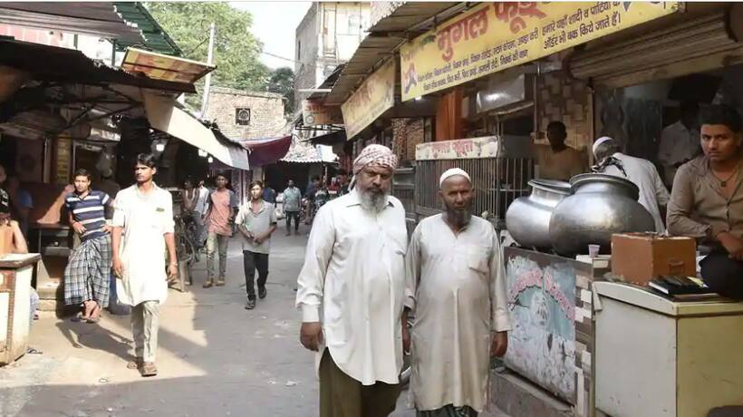 Lucknow: Civil officials crack down on meat shops violating govt rules amid Eid, Navratri festivities