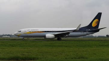 Jet Airways delays September salary, apologises to senior management