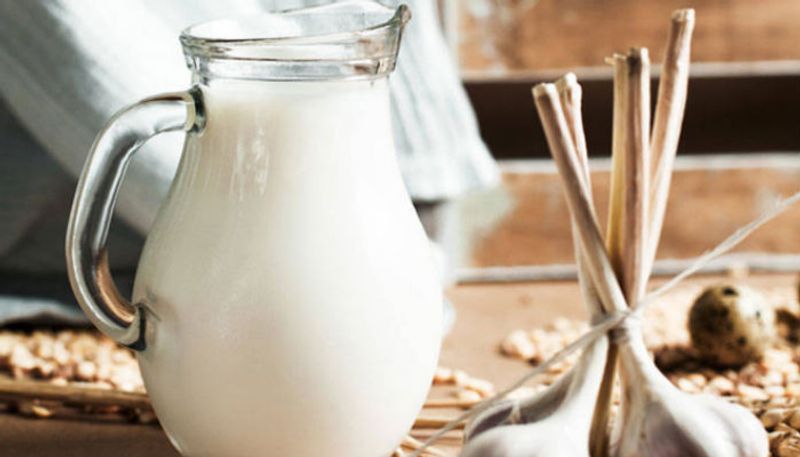 drink garlic milk to get rid of digestive problems