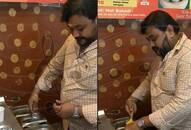 Sweet corn vendor adds spices music to people's favourite snack Tamil Nadu