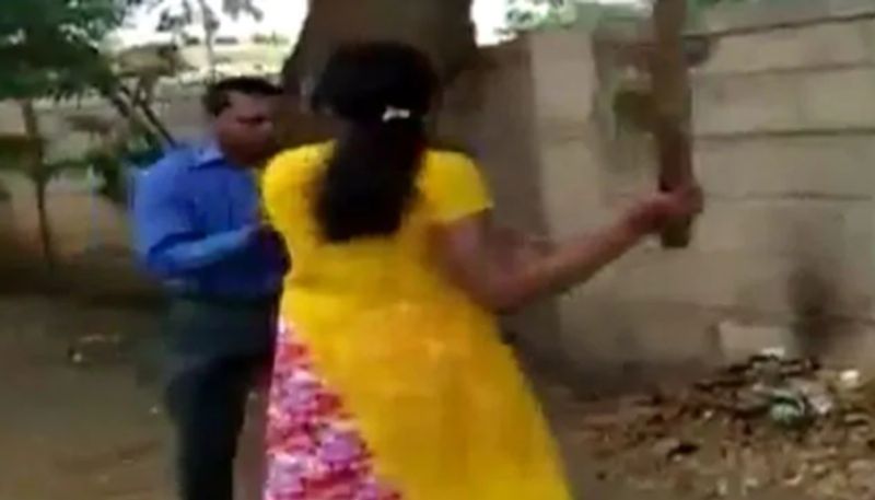 Karnataka Woman Beats Bank Officer Over Sex For Loan Demand