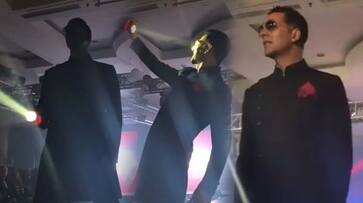 Akshay Kumar's Explosive Ramp Walk For Everready Battery 25yrs Celebration