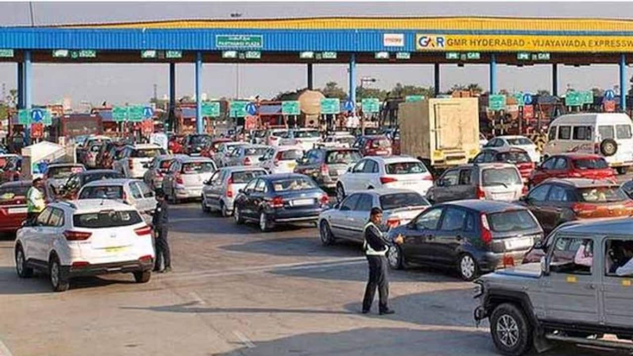 Union Minister Nitin Gadkari announces GPS-based toll collection system implementation by 2024