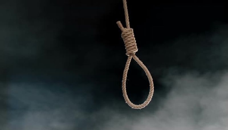 Uttara Kannada Kumta college lecturer committed suicide