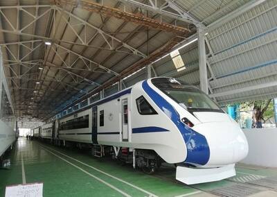 मेक इन इंडिया की एक और कामयाबी, जल्दी ही पटरियों पर होगी बिना इंजन की ट्रेन
