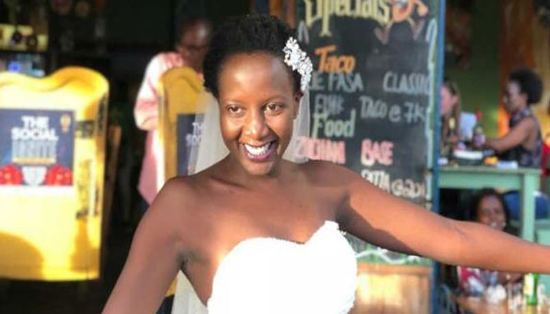 Tired of family pressure, this girl married herself