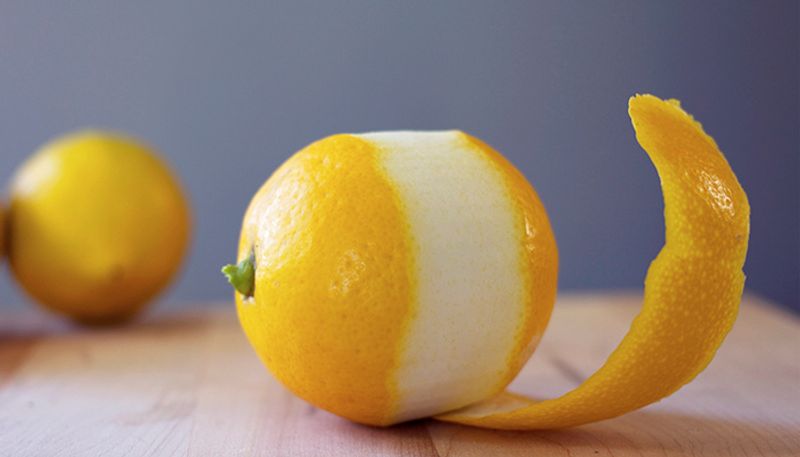 lemon peel can use in various ways for food and drinks hyp