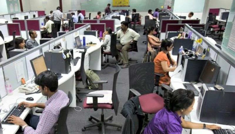 Talent crunch in US forces Indian IT firms to hire from each other