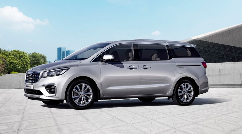 Kia Carnival car A Toyota Innova competitor in India