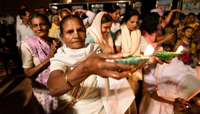 Vrindavan Widows to Celebrate Green Diwali