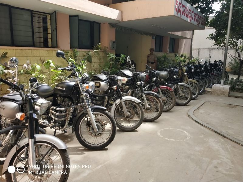 Bengaluru Police nab gang of thieves stealing Royal enfield bike