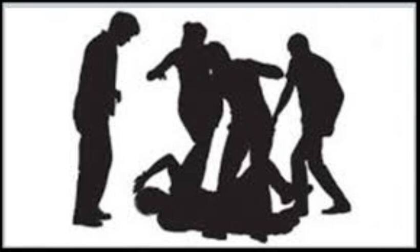 टोल टैक्स मांगने पर नेता के समर्थकों ने की बेरहमी से पिटाई