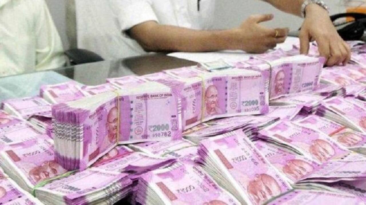 # MP Election बीजेपी कांग्रेस दोनों को करोड़पतियों पर ही भरोसा