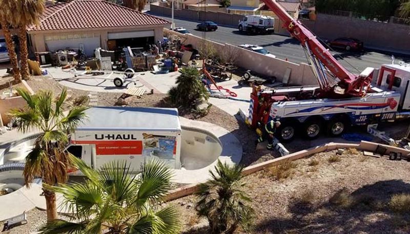 Shoelace led truck to land in swimming pool