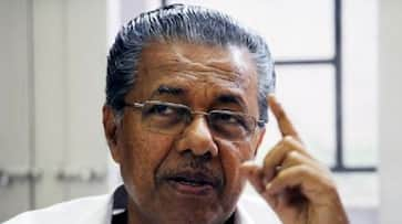 Pinarayi Vijayan meets Governor, apprises him of Sabarimala situation