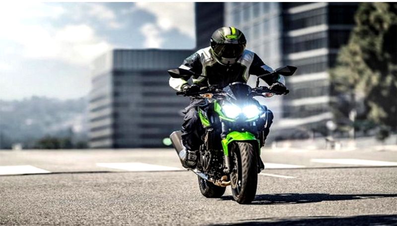 Kawasaki Z400 unveiled at 2018 EICMA