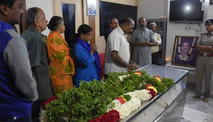केंद्रीय मंत्री अनंत कुमार का निधन, राष्ट्रपति, प्रधानमंत्री ने जताया शोक