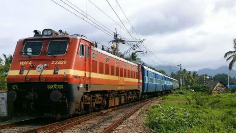 Indian Railway Get 89 Lakh Fine From Ticket Less Journey