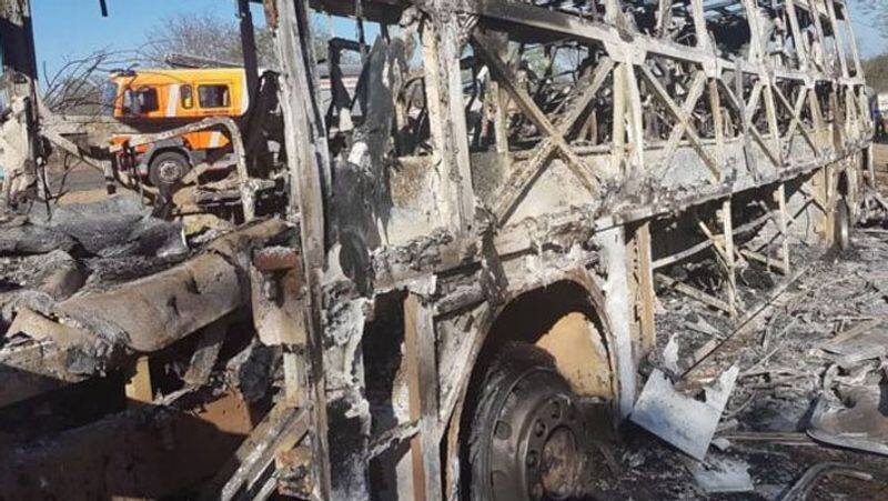 Zimbabwe bus fire... 40 people feared killed