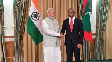 Maldives new president sworn