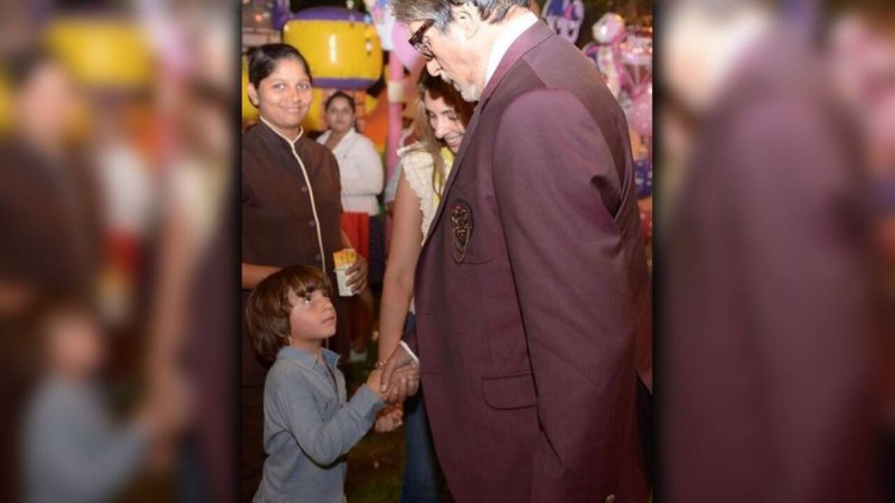 शाहरुख का छोटा बेटा अबराम हुआ बिग बी से नाराज