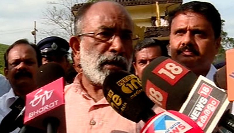 Jomon Puthenpurakkal alleges Alphons Kannanthanam hides mothers covid death and didnt followed covid protocol