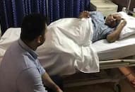 lalu yadav can not even walk because of knee pain