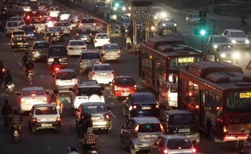 One crore vehicles on delhi roads survey revealed stats