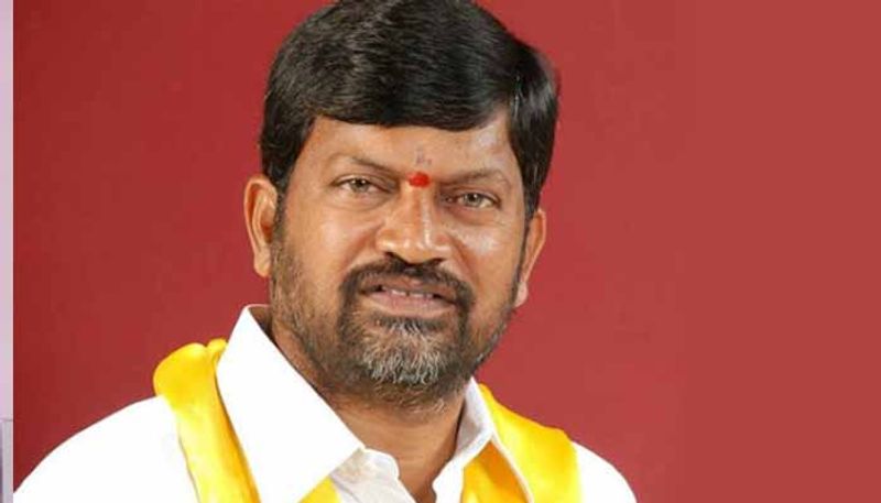 TDP Telangana president L ramana meets KCR at Pragathi Bhavan