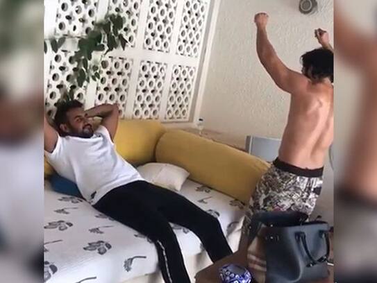 varun dhawan dance on punjabi song in front of director