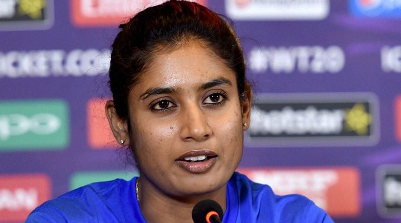 Indian Women's ODI Team Captain Mithali Raj gives befitting reply to Twitter troll