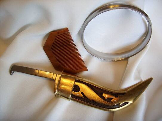 Britain amends Offensive Weapons Bill to decriminalise Sikh kirpan: Possession, supply no longer illegal