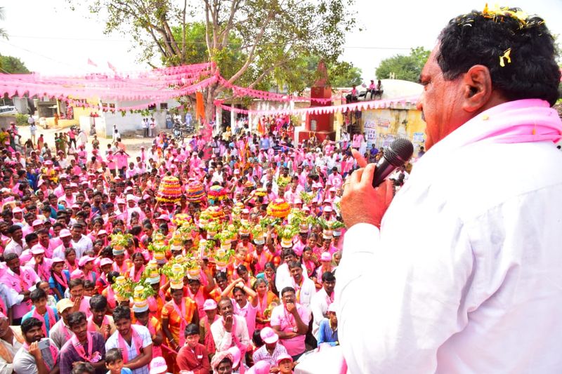  Changes In political scenario  after KCR National Party: Telangana Minister Errabelli Dayakar Rao 